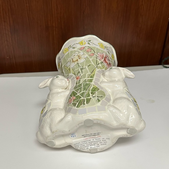 Vintage broken china mosaics Rabbits Floral vase - Picture 6 of 15